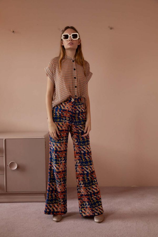 MANDERIN SHIRTS WORN WITH BELL BOTTOMS